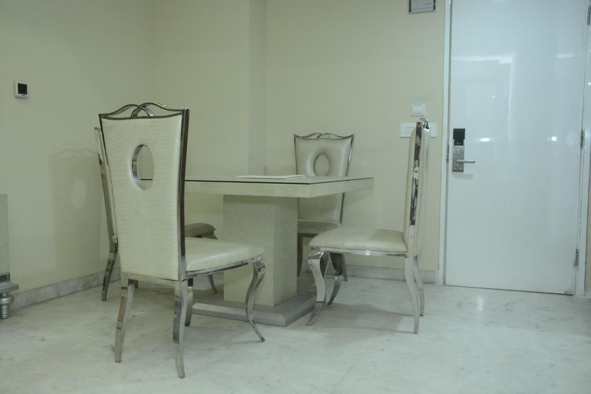 Hotel Zip By Spree Orient Nagpur