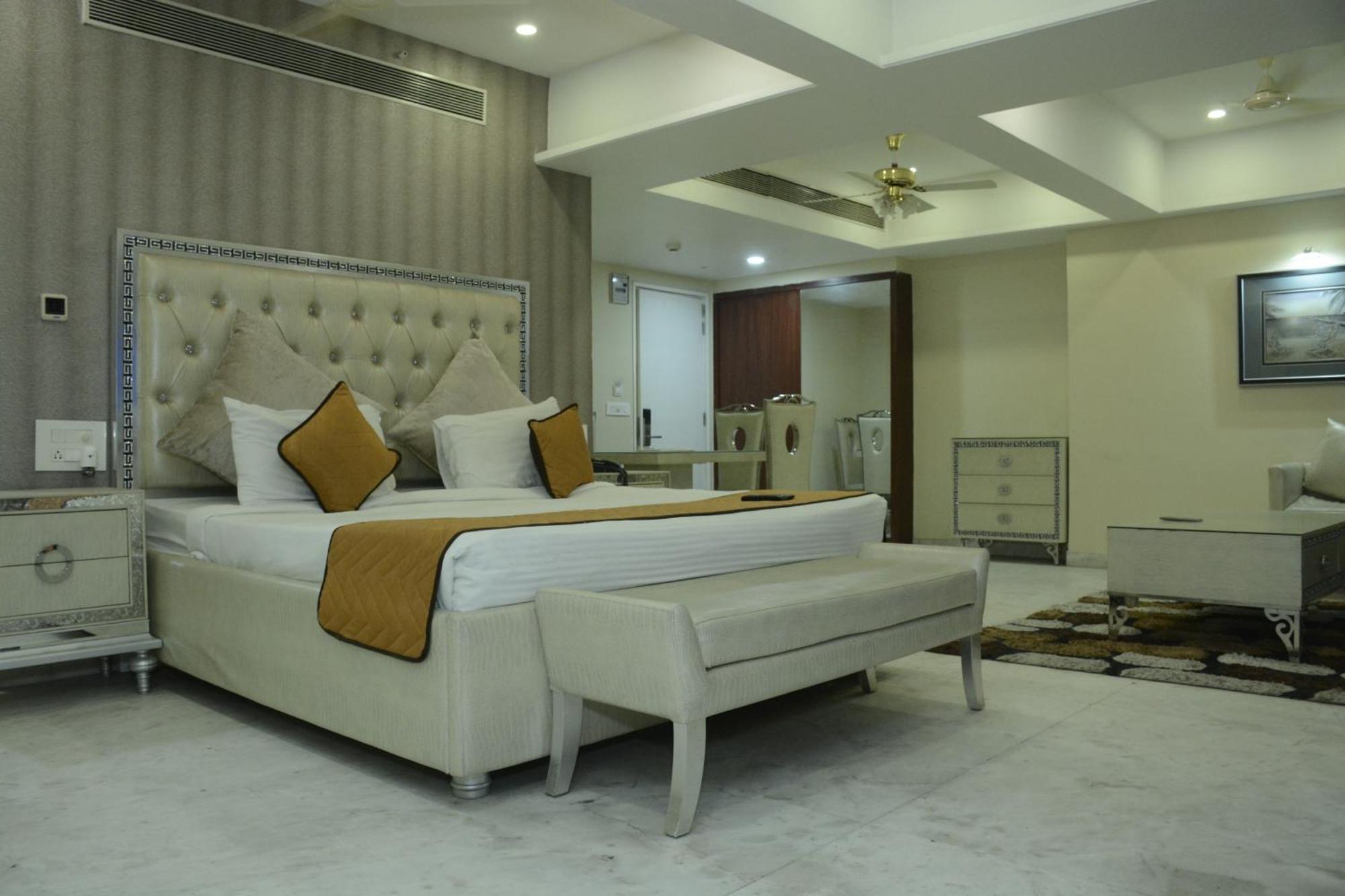 Zip By Spree Orient Hotel Nagpur