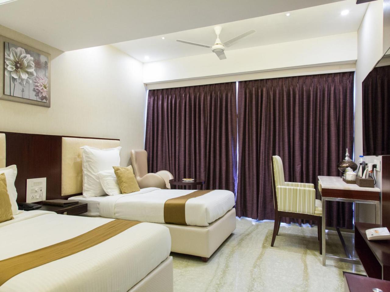 Zip By Spree Orient 3*