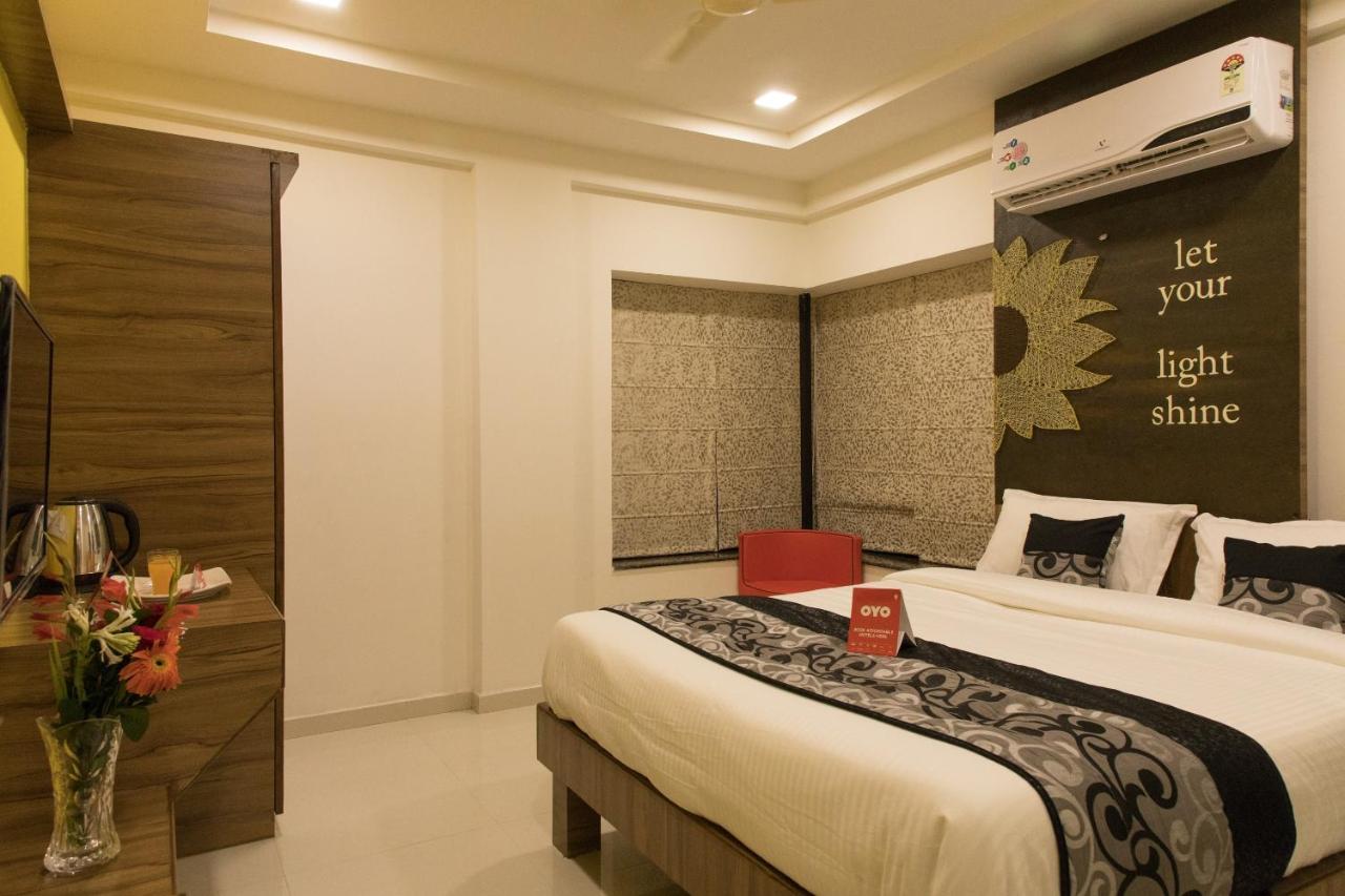 Oyo 10254 Taha Pride 3* Nagpur