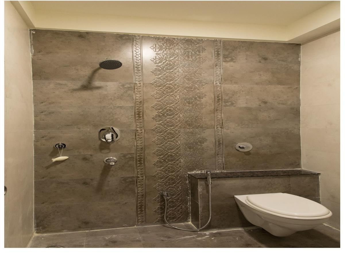 Oyo 10254 Taha Pride Hotel