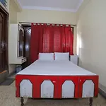 Spot On 46277 Hotel Blue Diamond