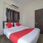 Hotel Shelter