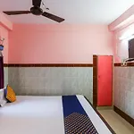Collection O Hotel Orient Star