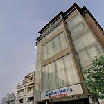 Treebo Trend Loharkar\'S Family Hotel