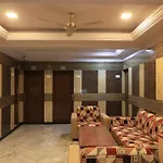 Oyo Flagship 77764 Hotel Rahul Ganeshpeth Colony