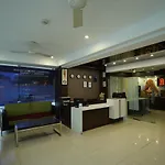 Hotel Flora Inn