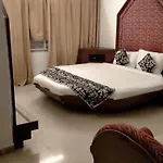 Hotel Darshan Towers