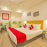 Octave Uptown Suites