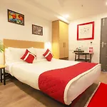 Octave Uptown Suites