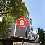 Oyo Townhouse 498 Hotel Western