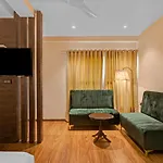 Treebo Premium Median Inn