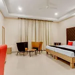 Capital O 19666 Hotel Solitaire