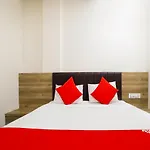 Oyo Flagship 69701 Hotel Vedanta Inn