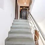 Fabhotel Ss House