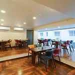 Uptown Hotel