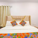 Fabhotel Midnight Inn