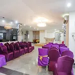 Fabhotel Star Residency