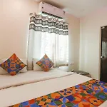 Fabexpress Shivas Inn