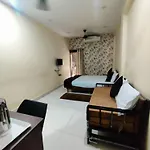 Gulmohar - By Mansi Service Apartment
