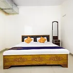 Oyo Hotel Pathak Guest House