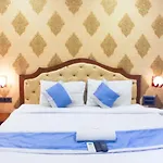 Hotel Parashar Check Inn