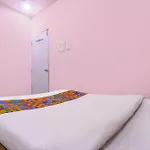Fabhotel Tara Deluxe - 1200 Meter From Yashwant Stadium