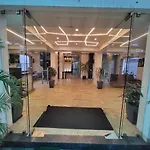 Hotel Nirvana Residency