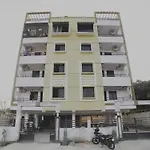 Hotel O Club Metro