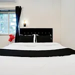 Hotel O Sleep N Eat