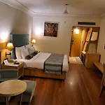 The Pride Hotel, Nagpur