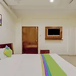 Loharkar Hotel