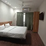 Hotel O Petal Inn