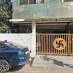 Svn Hostel