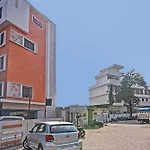 Townhouse 700 Hotel Krishna.