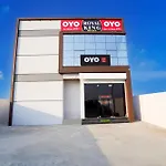 Hotel O Royal King