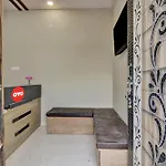 Hotel O R K Guest House