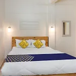 Spot On Hotel Blue Moon