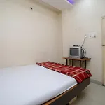 Spot On Shraddha Hotel