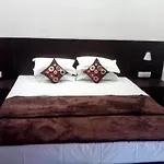 Hotel Woodlands