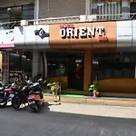OYO Flagship 14060 Orient Inn Sadar