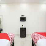 Oyo 15605 Ruchira Villa