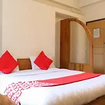 Oyo 10658 Mia Guest House