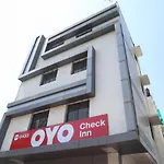 Oyo 6433 Hotel Check Inn
