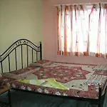 Hotel Status
