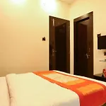 Oyo 10781 Parashar Legacy