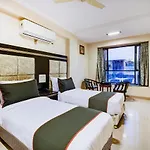 Collection O 50229 Orient Inn Sadar Bazar Rd