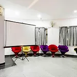 Oyo 1106 Hotel Orient Star