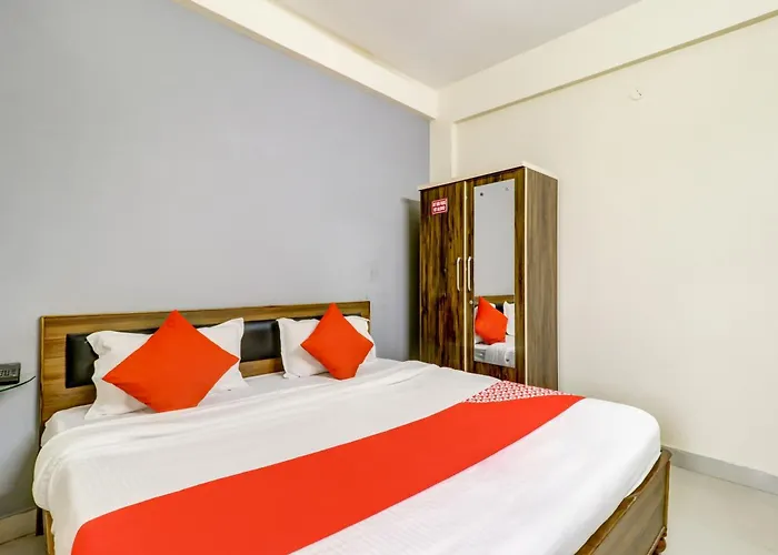Hotel O The Crown Inn