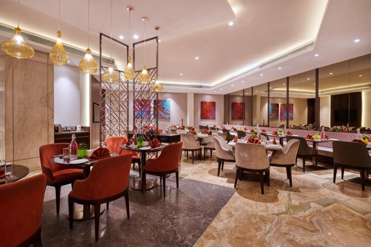 The Pride Hotel, 5*
